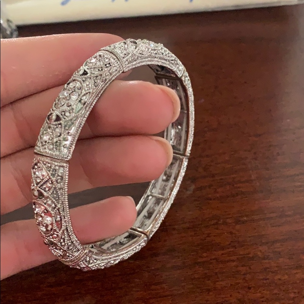 Bangle bracelet - Picture 2 of 2